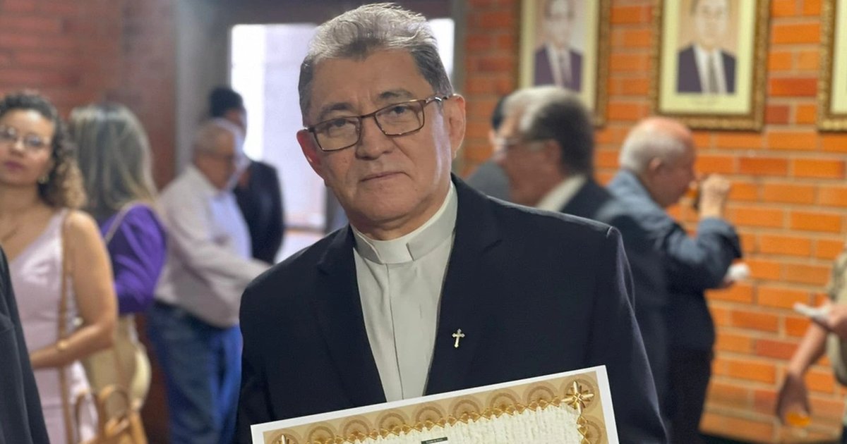 Carlos Alberto Oliveira Sales